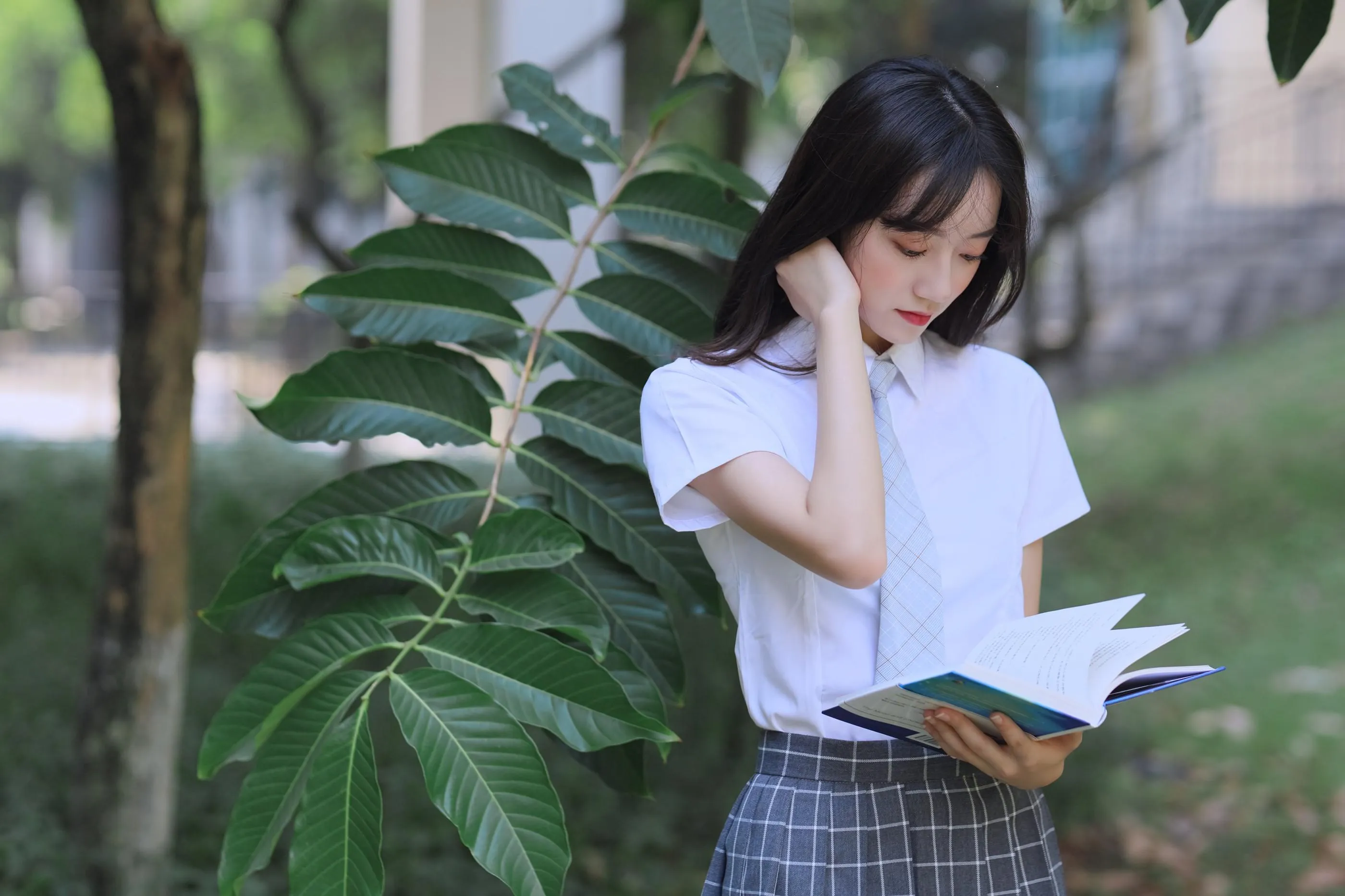 [艺图语] 2022.05.24 校园青春 虫虫 [43P]插图2